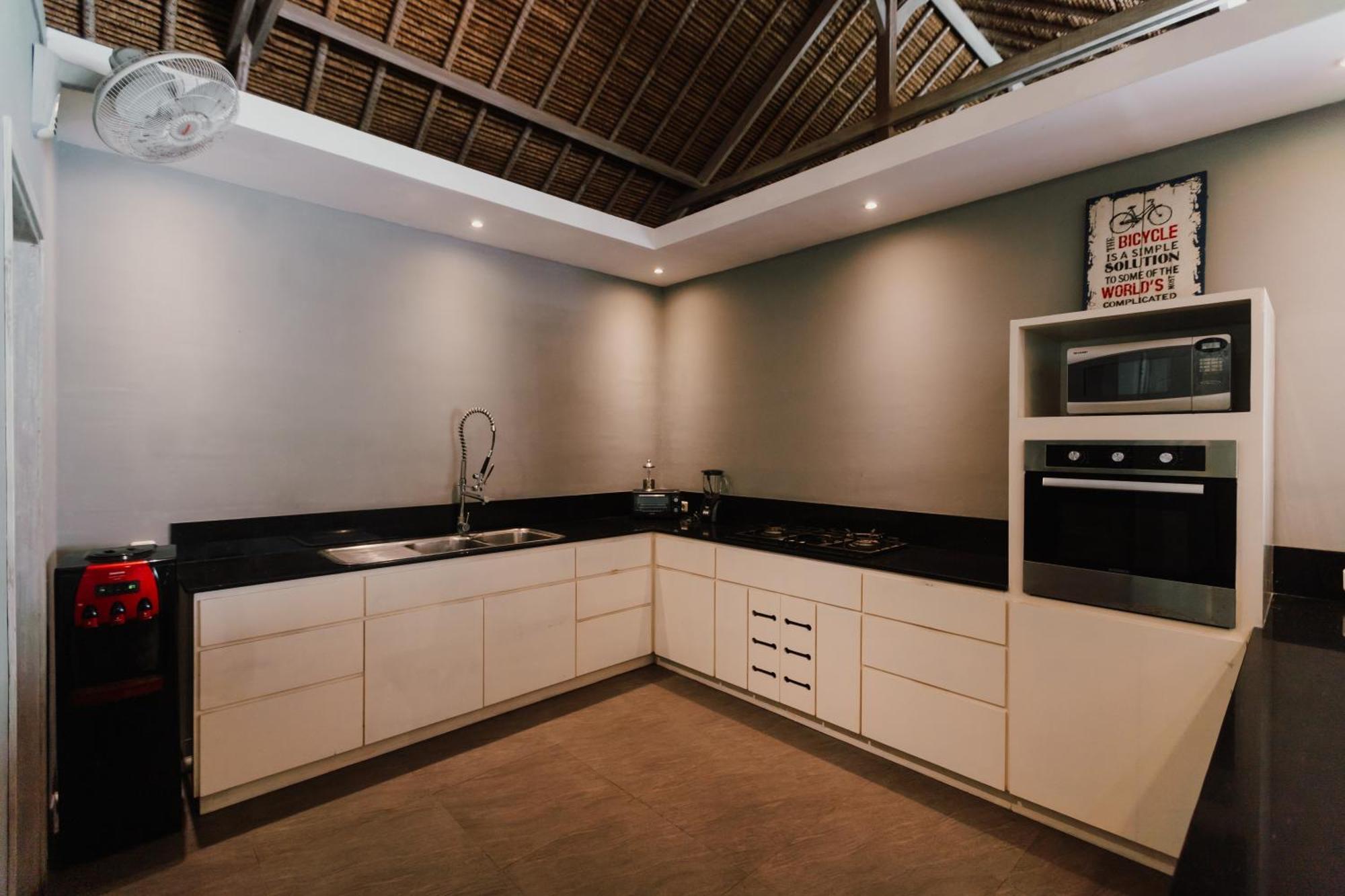 Maylie Bali Villa & Bungalows Canggu Exterior foto
